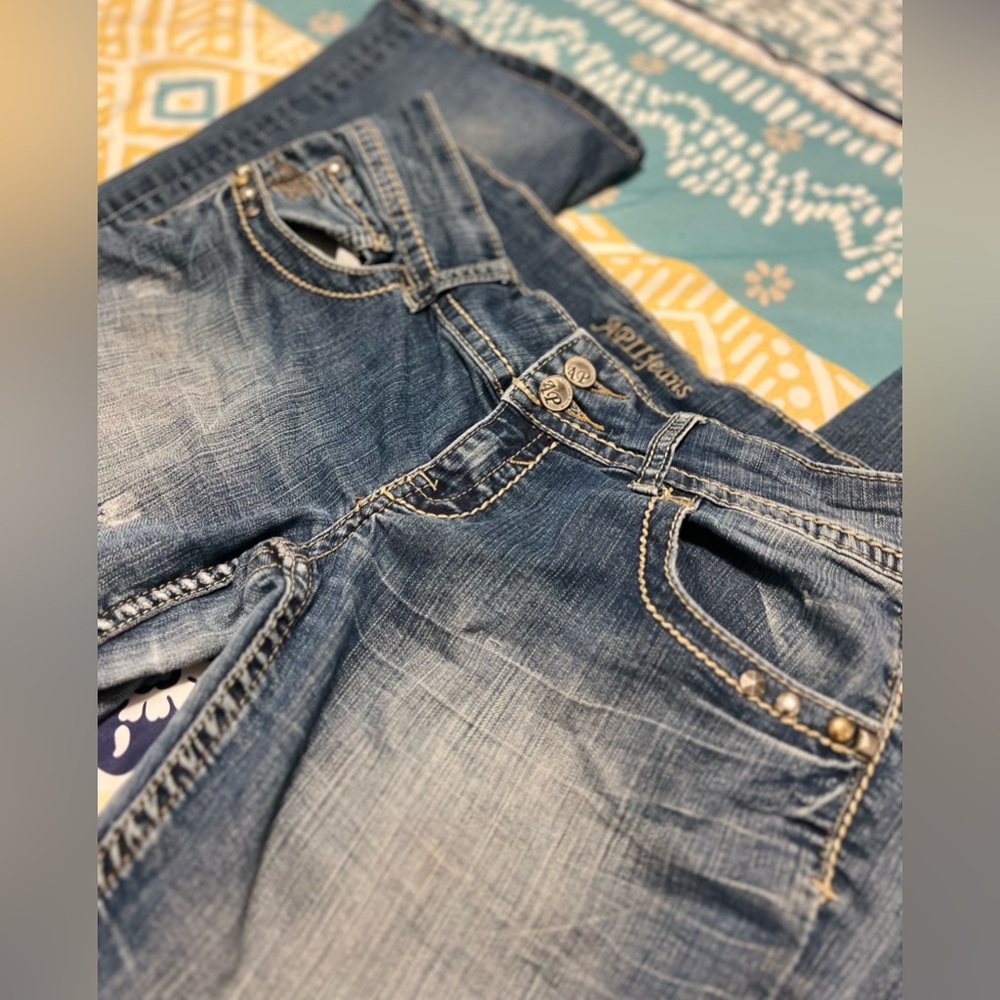 April Jeans - Picture 6 of 16